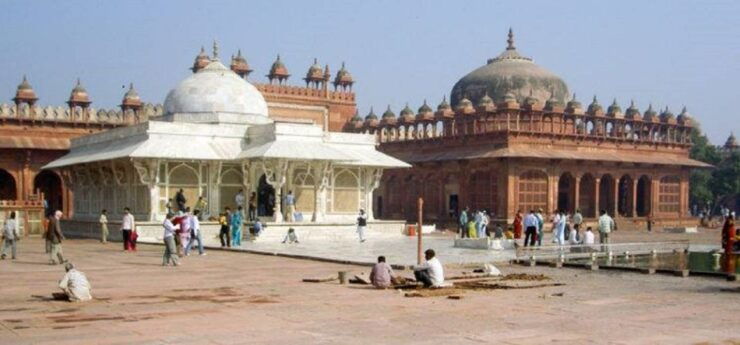 Full Day Tour Agra : Taj Mahal, Fort & Fatehpur Sikri. - Itinerary