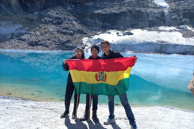 Full Day Tour Charquini and Laguna Esmeralda - Tour Highlights