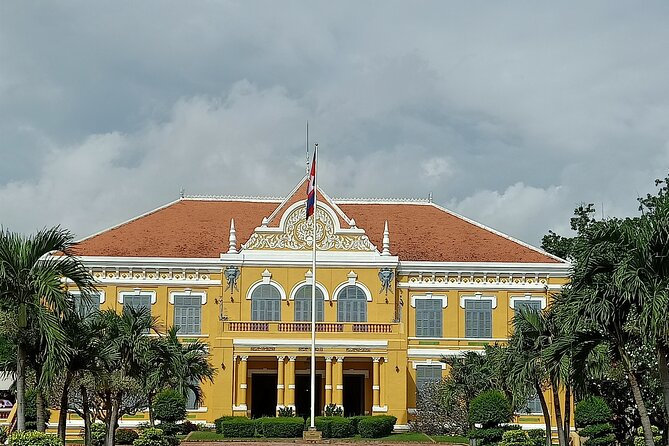 Full-Day Tour - City & Countryside, Old Bamboo Train, Secret Bat Cave & Sunset - Mesmerizing Sunset Views