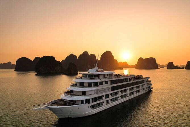 Full day Tour Explore Halong Bay - An Introduction to the Experience