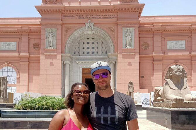 Full Day Tour Giza Pyramids, Egyptian Museum, Khan El-khalili - English-speaking Egyptologist Guide