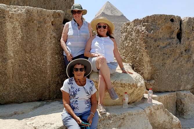 Full Day Tour Giza Pyramids, Egyptian Museum, Khan El-khalili - Common Questions