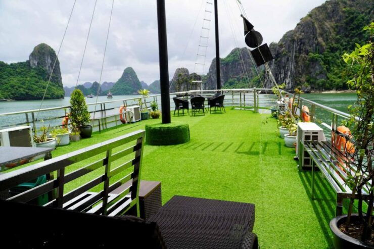 Full Day Tour Ha Long Bay Visit Titov, Amazing Cave, Kayak - Activity Details