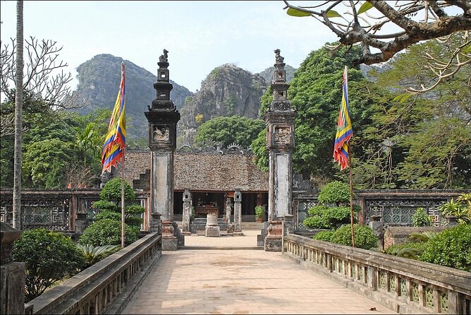 Full Day Tour Hoa Lu - Trang an and Mua Cave by Limousine - Cancellation Policy and Support