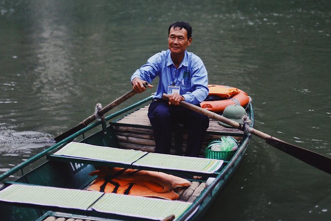 Full Day Tour Hoa Lu - Trang an and Mua Cave by Limousine - Common Questions