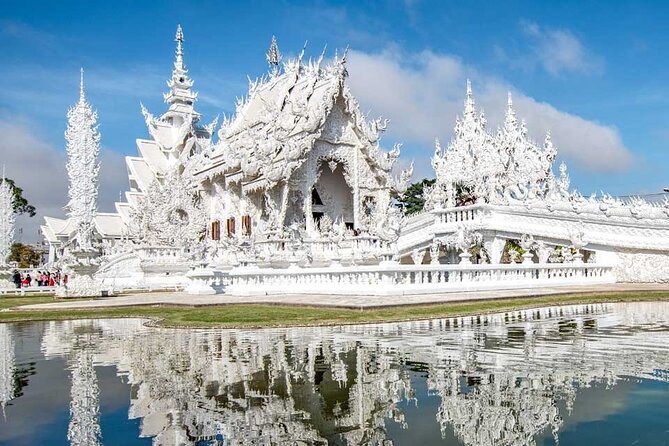 Full Day Tour in Chiang Rai White Temple and Golden Triangle - Meeting and Pickup