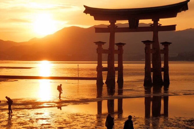 Full Day Tour in Hiroshima and Miyajima - Must-Visit Attractions