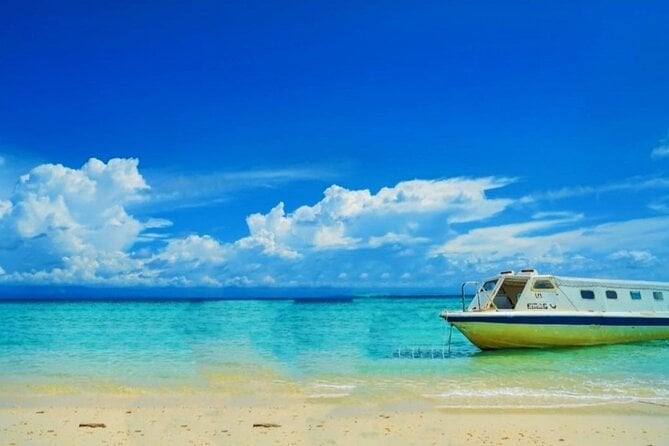 Full Day Tour in Mantanani - Island Exploration