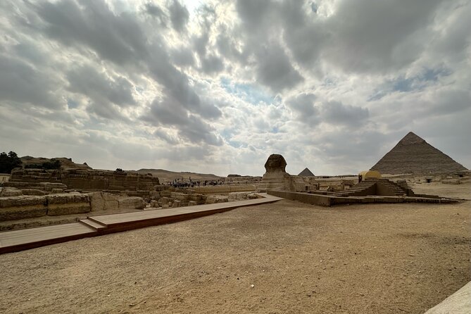 Full Day Tour in Pyramids of Giza Sphinx Saqqara and Memphis - Pickup Details