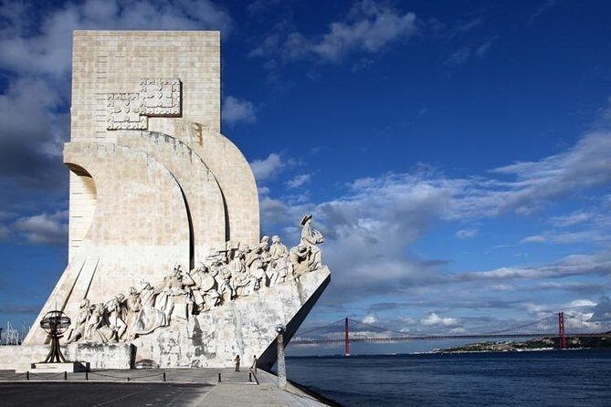 Full Day Tour Lisbon - Transport, Group Size, and Practicalities