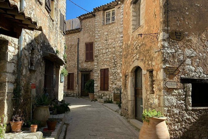 Full Day Tour Medieval Villages Grasse Gourdon Tourettes St Paul - Meeting and Pickup Details