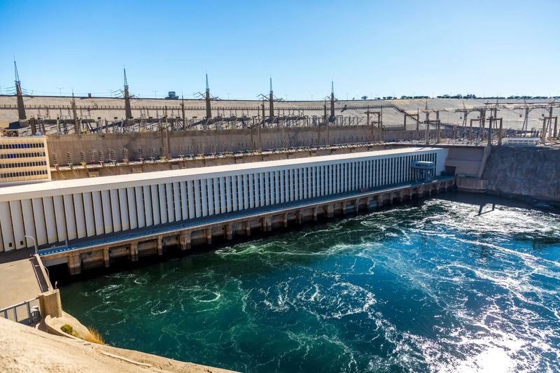 Full Day Tour of Aswan, Philae Temple and Obelisk and the High Dam - The High Dam and Lake Nasser