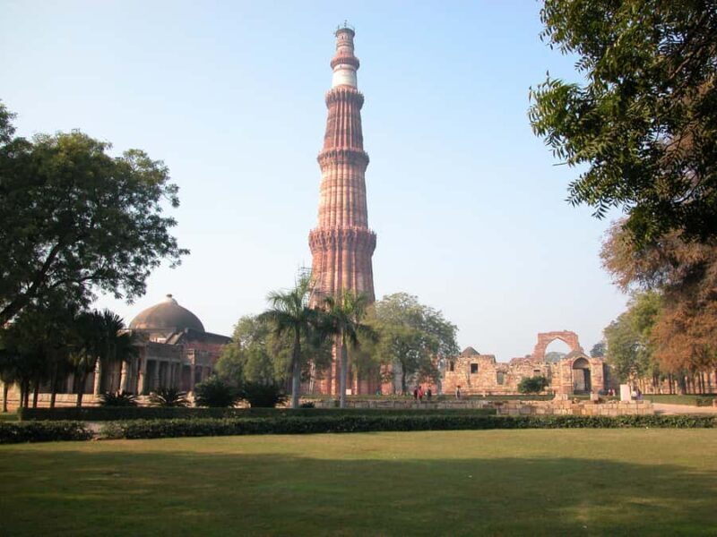 Full Day Tour of Old & New Delhi with German Speaking Guide - An In-Depth Look at the Itinerary and Highlights