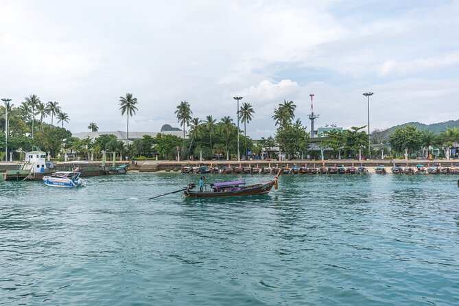 Full-Day Tour of Phi Phi Islands From Phuket With Lunch - Highlights of Phi Phi Islands