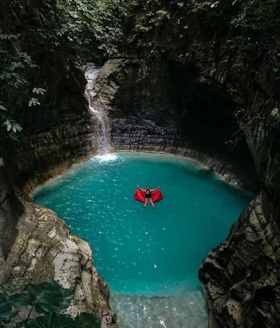 Full Day Tour of Waterfalls, Hills and Beaches in Sumba - Walakiri Beach Features