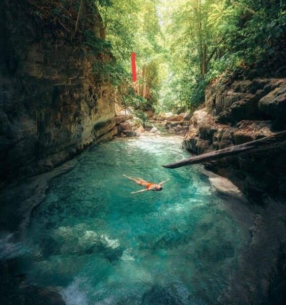 Full Day Tour of Waterfalls, Hills and Beaches in Sumba - Booking and Cancellation Policy