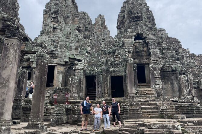 Full Day Tour Photography in Siem Reap - Visiting Bayon Temple and Angkor Thom