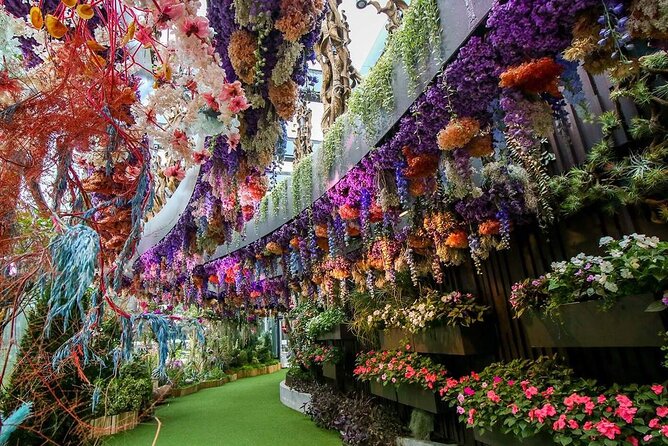 Full Day Tour : Reminiscing the Yesteryears With Floral Fantasy - Historical Village Exploration