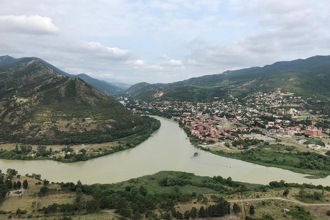 Full Day Tour to Jvari, Mtskheta, Gori, Uplistsikhe, Family Lunch - Meeting and Pickup Information