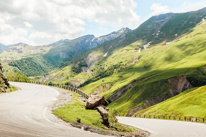 Full Day Tour to Kazbegi - Tour Inclusions