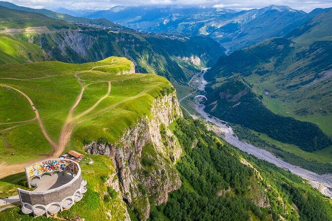 Full Day Tour to Kazbegi - Lunch Details