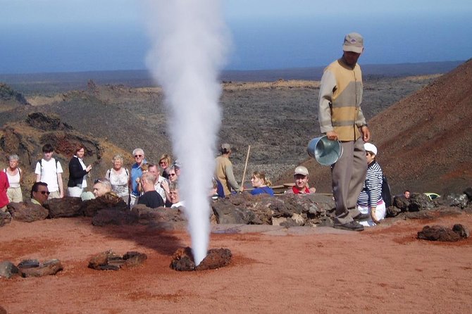 Full Day Tour to Timanfaya, Green Lagoon and La Geria - Tour Highlights