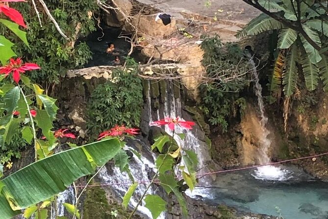 Full-Day Tour to Tolantongo Hot Springs From Ciudad De Mexico - Overview of Tolantongo Hot Springs