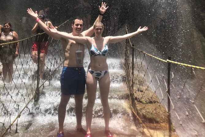 Full-Day Tour to Tolantongo Hot Springs From Ciudad De Mexico - Important Information for Visitors