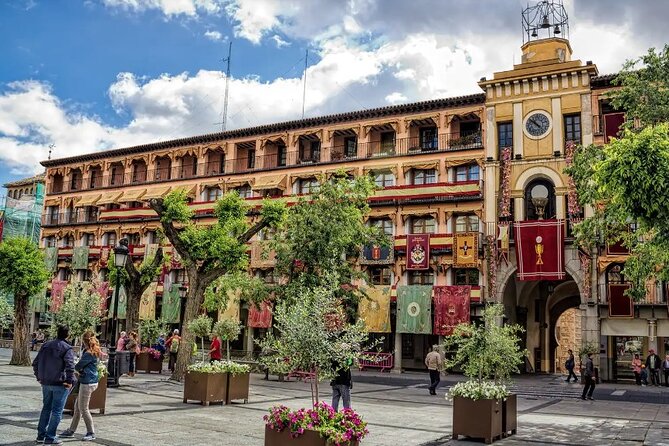 Full Day Tour to Toledo & Segovia - Group Size