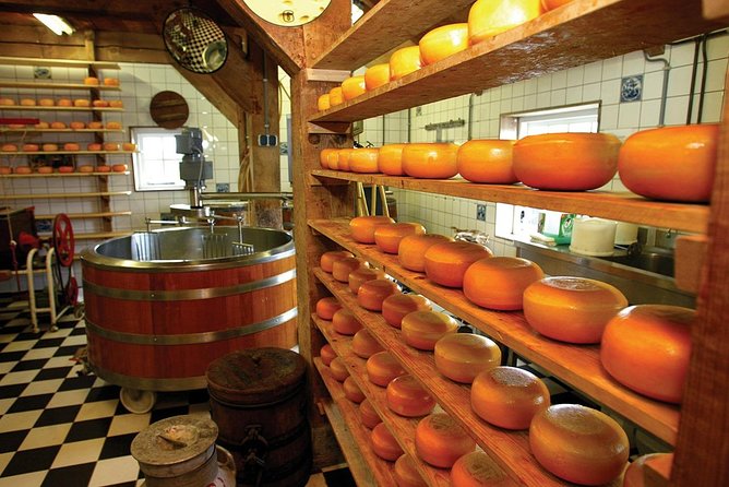 Full-Day Tour to Zaanse Schans Village and Amsterdam With Cheese Tasting - Cheese Tasting Experience