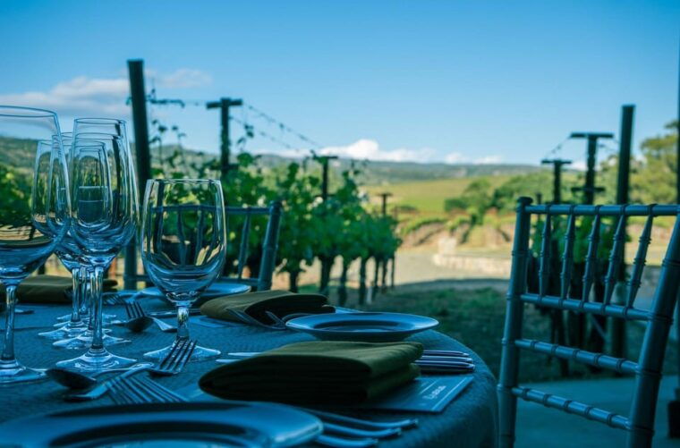 Full day tour:Knossos,Koronekes Olive mill,Lyrarakis winery - Who Would Enjoy This Tour?