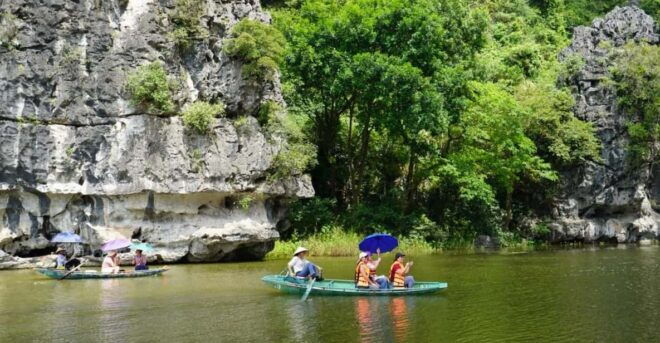 Full Day Trip Hoa Lu - Tam Coc -Biking With Bufet From Hanoi - Exploring Hoa Lu