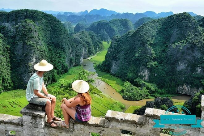 Full-Day Trip to Bai Dinh, Trang An, Mua Cave (Group) - Included Services