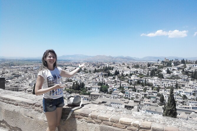 Full-Day Trip to Granada From Malaga With Private Guide - Meeting and Pickup Details