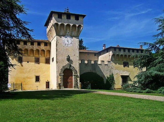 Full Day Tuscan Tour: Pisa,Lucca,Chianti Winery meal/tasting - Who Is This Tour Best Suited For?