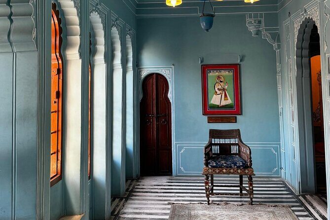 Full day Udaipur Sightseeing including City palace & Jag Mandir - A Detailed Look at the Udaipur Full Day Tour