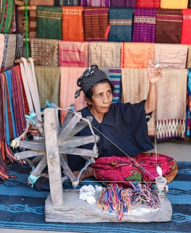 Full Day Visiting Waterfalls, Weaving Villages, and Lunch - Good To Know