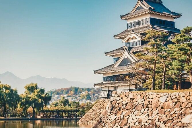 Full Day Walking Tour in Matsumoto: Matcha Tea and Stunning Art - The Matcha Experience: More Than Just Tea