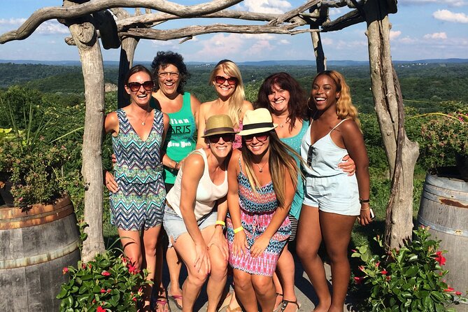 Full-Day Walkway Over the Hudson & Winery Tour in the Hudson Valley - Tour Overview