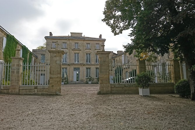 Full-Day Wine Tour in Saint-Emilion (Premium Sedan) - Booking Information