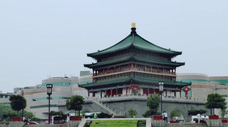 Full Day Xian Private: Terracotta Warriors and City Tour - Activity Highlights