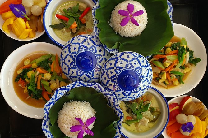 Full Day Yoga, Meditation, and Thai Cultural Immersion in Chiang Mai - Mindful Nature Walk