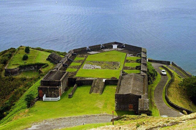 Full Island Private Tour - Key Landmarks and Natural Landmarks