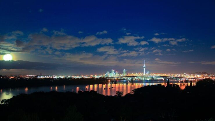 Full Moons Tours - Experience Highlights