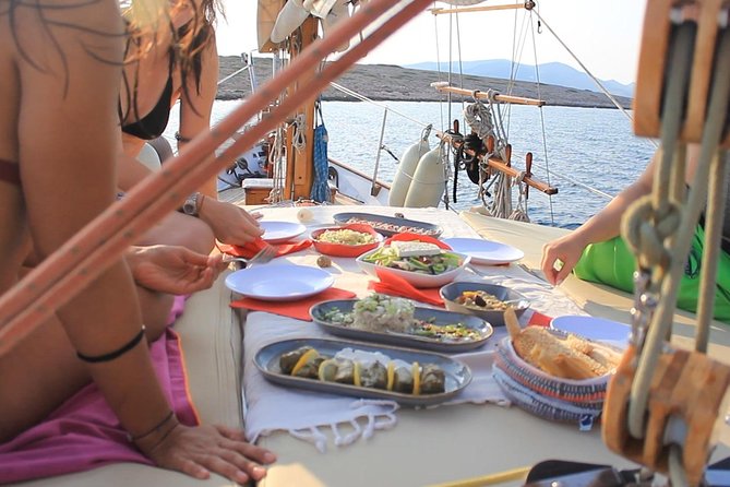 Full One-Day Tour Naxos & Heraklia - Inclusions
