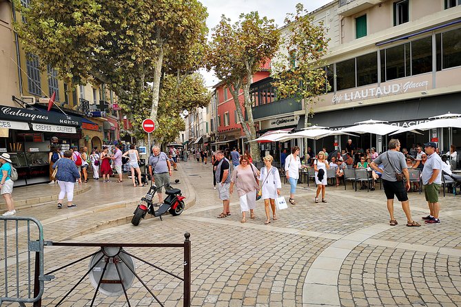 Full Day Aix En Provence, Cassis and Marseille - Meeting and Pickup Information