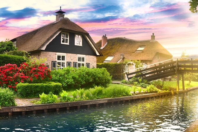 Full Day Guided Tour to Giethoorn With Boat Ride From Amsterdam - Meeting Point Details