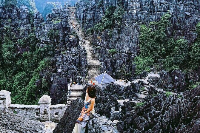 Full Day Ninh Binh Tour Hoa Lu, Trang An, Mua Cave - Climbing Mua Cave: Panoramic Views from the Top