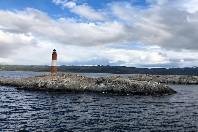 Fullushuaia: Tierra Del Fuego+Train+ Beagle Chanel + Fagnano Lake - Activities