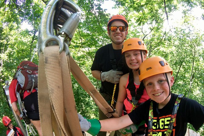 Fully Guided Zipline Canopy Tour Through Kentucky River Palisades - Meeting and Pickup
